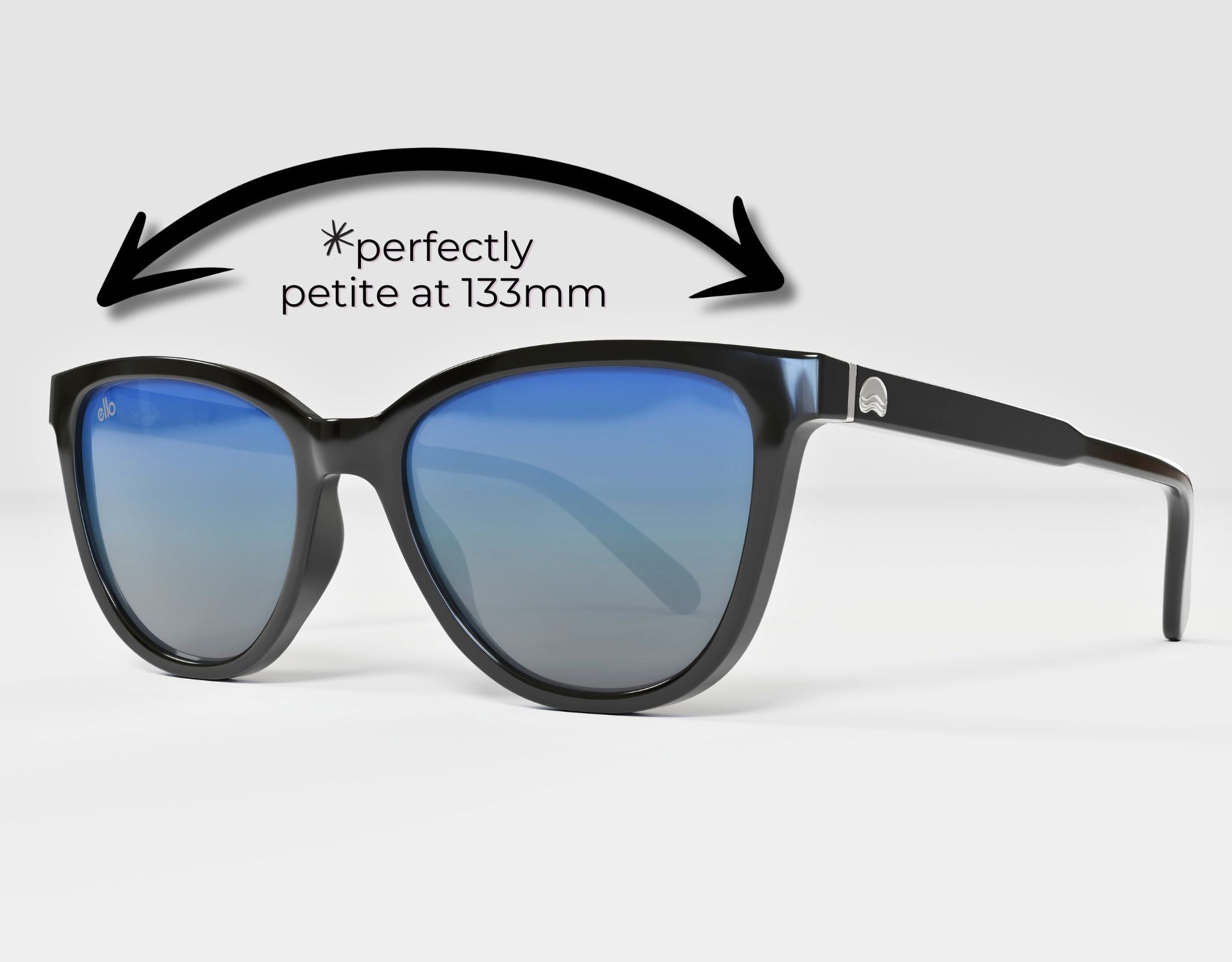 Half Moon Bay black frame with blue lenses – arrow graphic showing perfectly petite 133mm width